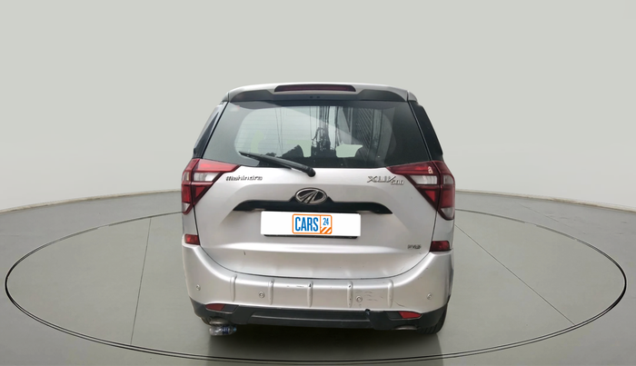 2018 Mahindra XUV500 W9, Diesel, Manual, 68,693 km, exterior