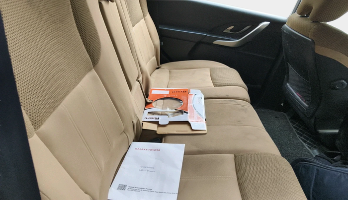 2018 Mahindra XUV500 W9, Diesel, Manual, 68,693 km, interior