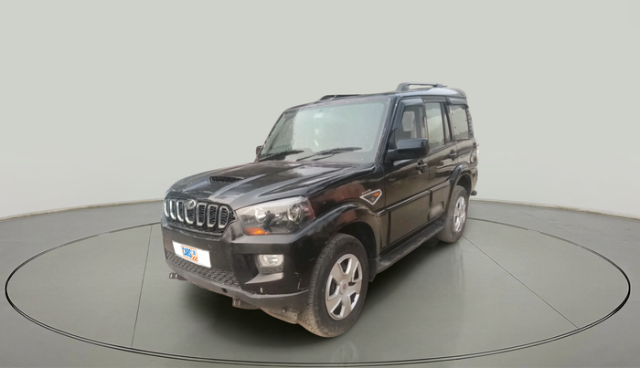 2017 Mahindra Scorpio S6 PLUS, Diesel, Manual, 44,389 km, exterior