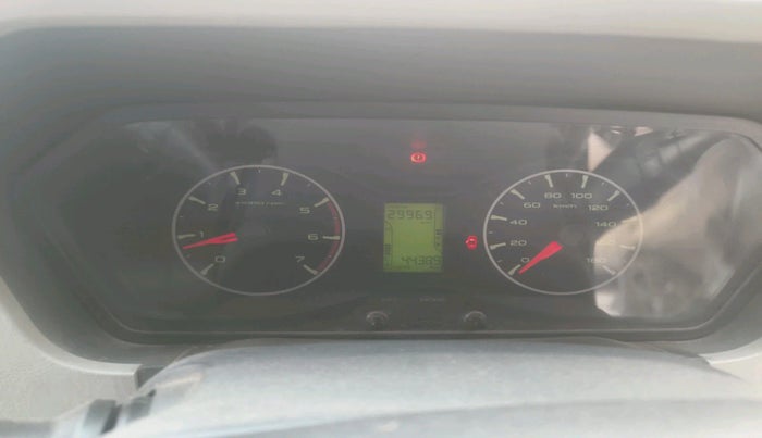 2017 Mahindra Scorpio S6 PLUS, Diesel, Manual, 44,389 km, interior