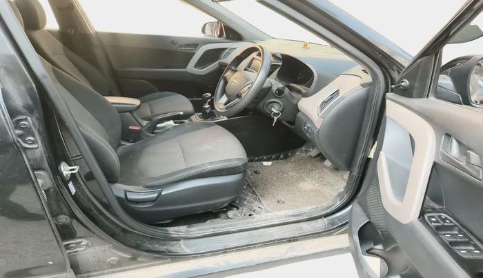 2017 Hyundai Creta E 1.6 PETROL, Petrol, Manual, 81,513 km, interior