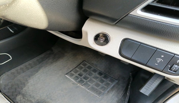 2020 KIA SELTOS HTX 1.5 PETROL, Petrol, Manual, 57,622 km, interior