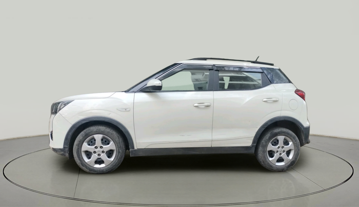 2022 Mahindra XUV300 W6 1.2 PETROL AMT, Petrol, Automatic, 34,464 km, exterior