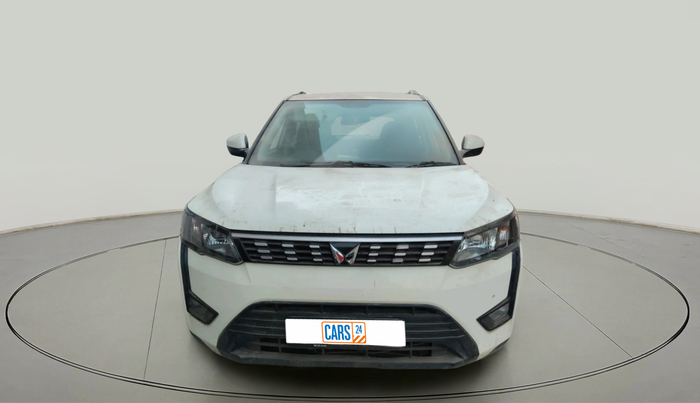 2022 Mahindra XUV300 W6 1.2 PETROL AMT, Petrol, Automatic, 34,464 km, exterior