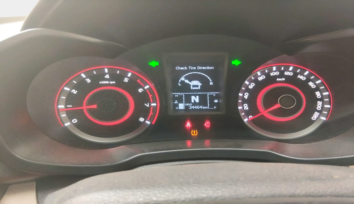 2022 Mahindra XUV300 W6 1.2 PETROL AMT, Petrol, Automatic, 34,464 km, interior