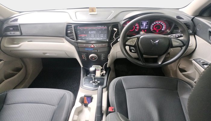 2022 Mahindra XUV300 W6 1.2 PETROL AMT, Petrol, Automatic, 34,464 km, interior