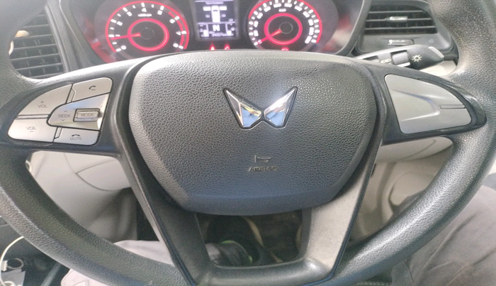 2022 Mahindra XUV300 W6 1.2 PETROL AMT, Petrol, Automatic, 34,464 km, interior