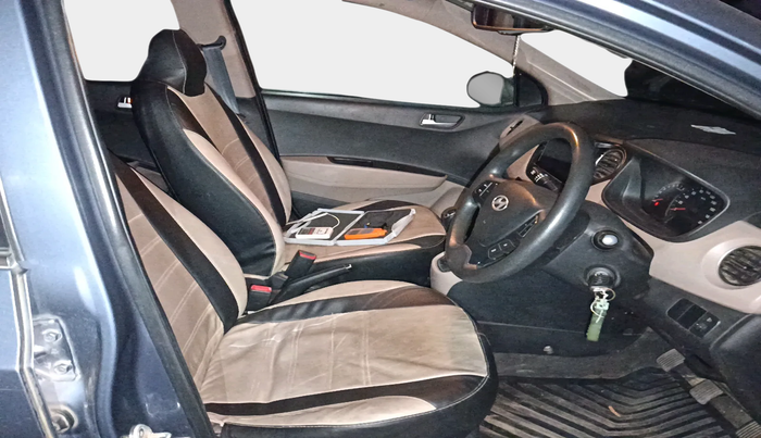 2015 Hyundai Xcent S 1.2, Petrol, Manual, 40,682 km, interior