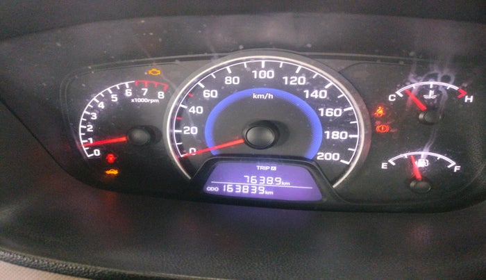 2017 Hyundai Grand i10 SPORTZ 1.2 KAPPA VTVT, Petrol, Manual, 1,63,839 km, interior