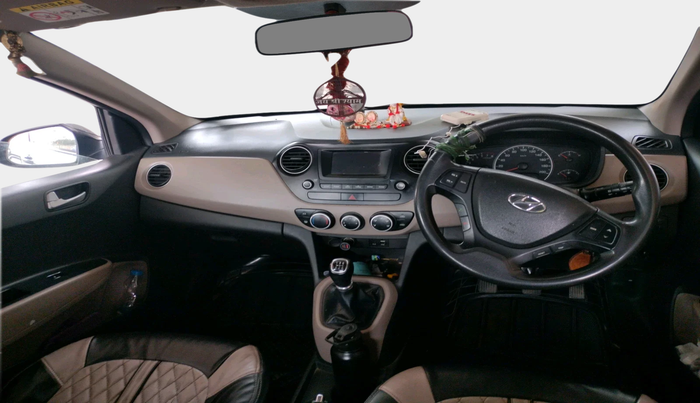 2017 Hyundai Grand i10 SPORTZ 1.2 KAPPA VTVT, Petrol, Manual, 1,63,839 km, interior