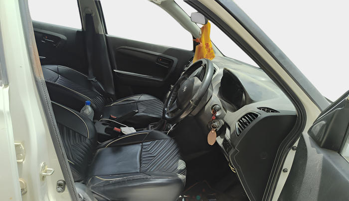 2019 Maruti Vitara Brezza VDI, Diesel, Manual, 1,39,259 km, interior