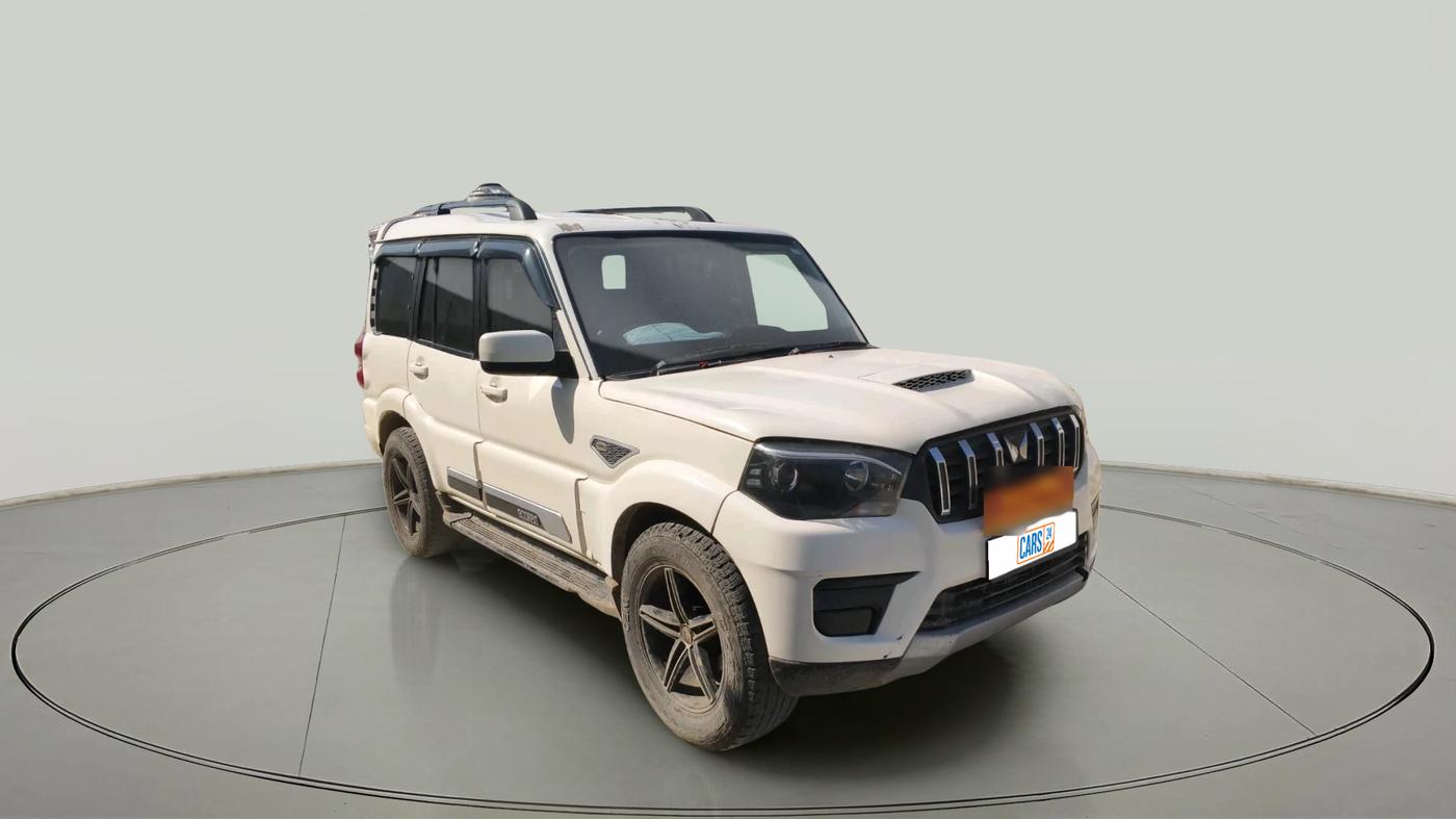 2018 Mahindra Scorpio S7, Diesel, Manual, 94,124 km, exterior