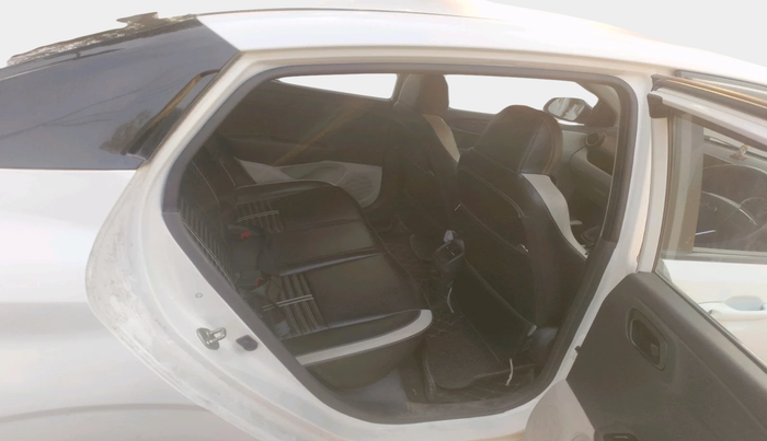 2022 Hyundai AURA S 1.2 CNG, Petrol, Manual, 87,212 km, interior