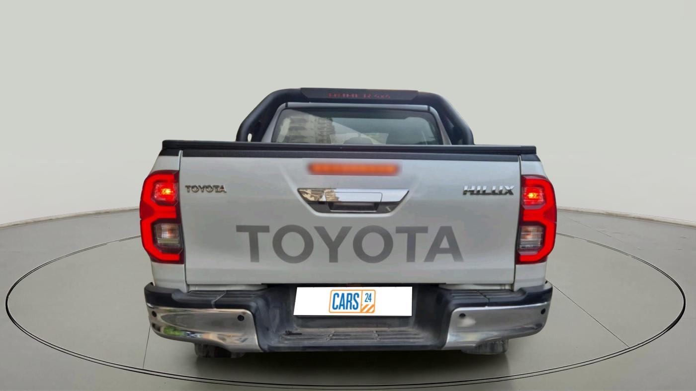 2023 Toyota HILUX HIGH 4X4 AT, Diesel, Automatic, 75,000 km, exterior