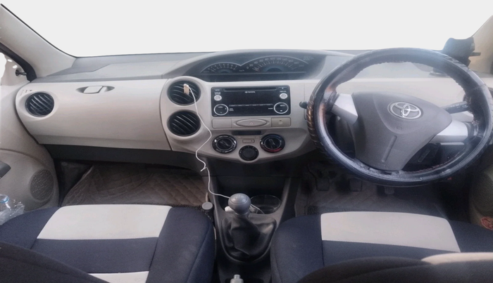 2015 Toyota Etios G, Petrol, Manual, 46,678 km, interior