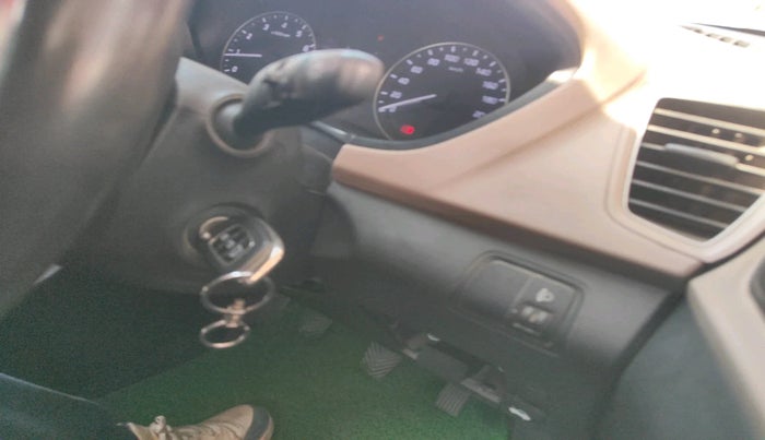 2017 Hyundai Elite i20 SPORTZ 1.2, Petrol, Manual, 67,054 km, interior