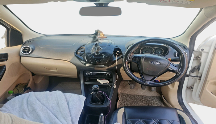 2017 Ford Figo Aspire TITANIUM1.5 DIESEL, Diesel, Manual, 72,871 km, interior