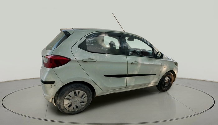 2016 Tata Tiago XT PETROL, Petrol, Manual, 1,18,151 km, exterior