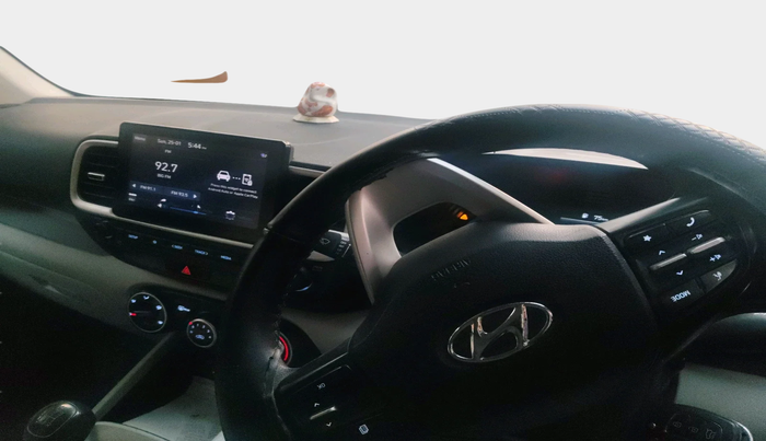 2022 Hyundai VENUE S 1.2, Petrol, Manual, 38,662 km, interior