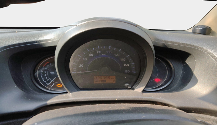 2014 Honda Amaze 1.2L I-VTEC S, Petrol, Manual, 70,795 km, interior