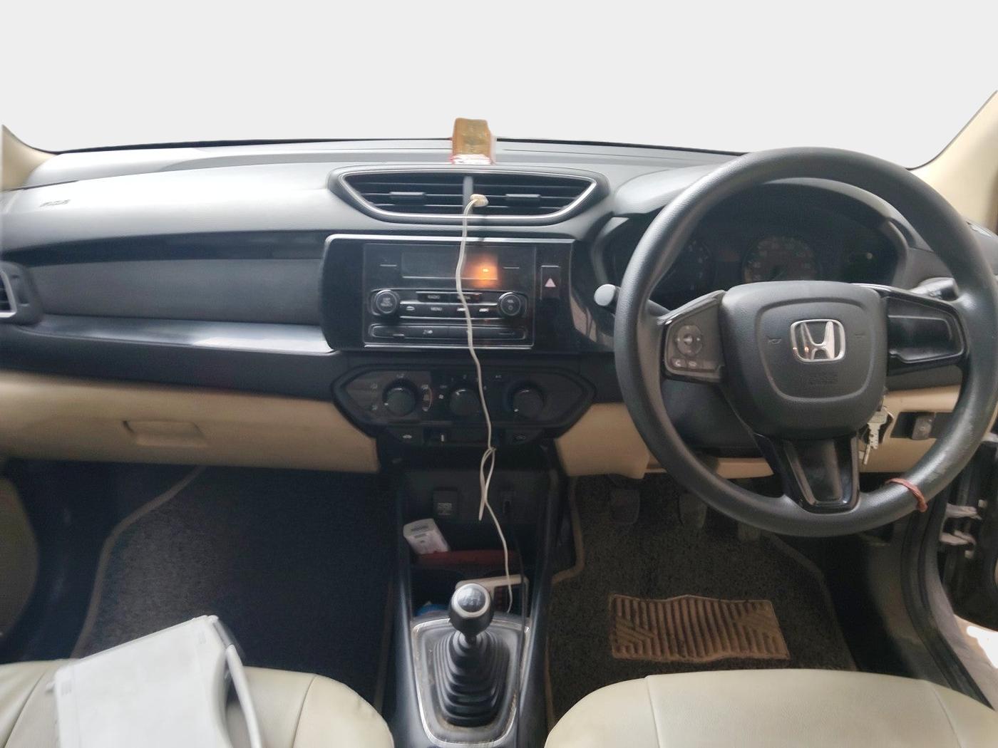 2018 Honda Amaze 1.2L I-VTEC S, CNG, Manual, 94,381 km, interior