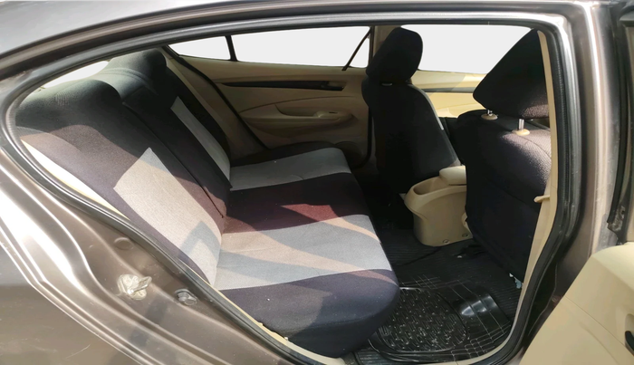 2011 Honda City 1.5L I-VTEC S MT, Petrol, Manual, 1,14,966 km, interior