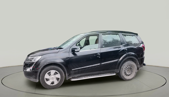 2019 Mahindra XUV500 W7, Diesel, Manual, 1,10,971 km, exterior