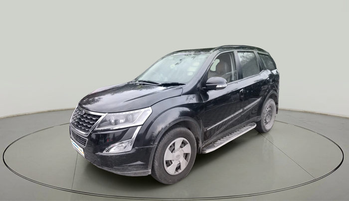 2019 Mahindra XUV500 W7, Diesel, Manual, 1,10,971 km, exterior