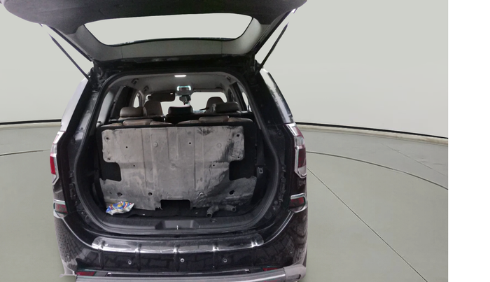 2019 Mahindra XUV500 W7, Diesel, Manual, 1,10,971 km, exterior