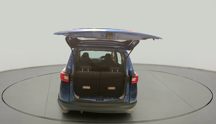 2020 Renault TRIBER RXL MT, Petrol, Manual, 80,742 km, exterior