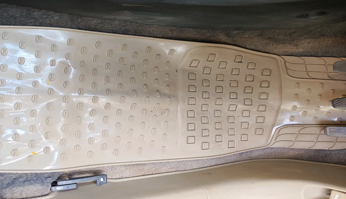 2012 Honda Brio S MT, Petrol, Manual, 1,21,762 km, interior