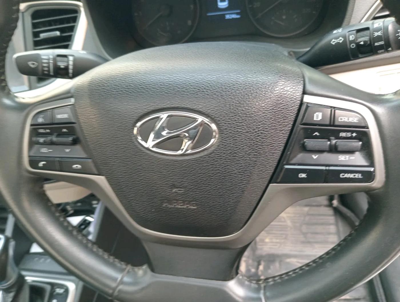 2019 Hyundai Verna 1.6 VTVT SX + AT, Petrol, Automatic, 35,511 km, interior