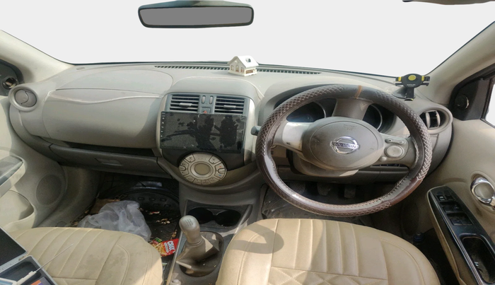 2013 Nissan Sunny XV PETROL, CNG, Manual, 83,320 km, interior