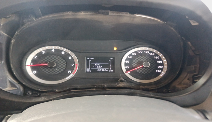 2020 Hyundai AURA S 1.2 CNG, Petrol, Manual, 1,08,963 km, interior