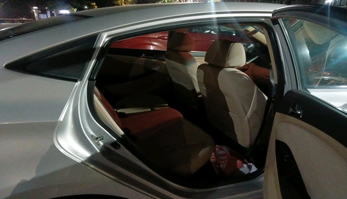 2011 Hyundai Verna FLUIDIC 1.6 VTVT, Petrol, Manual, 73,764 km, interior