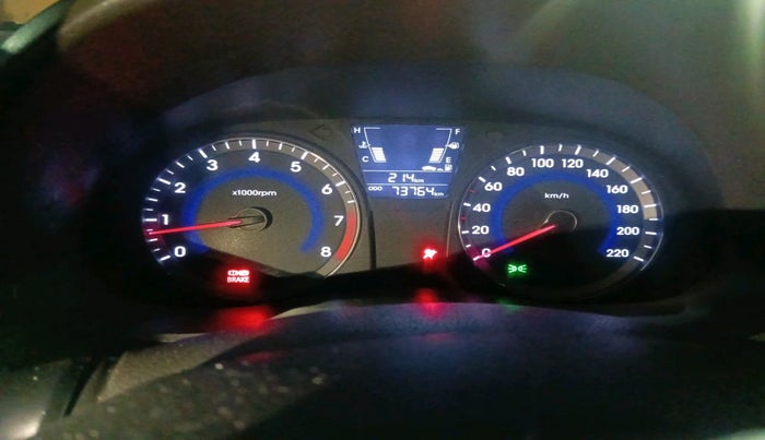 2011 Hyundai Verna FLUIDIC 1.6 VTVT, Petrol, Manual, 73,764 km, interior