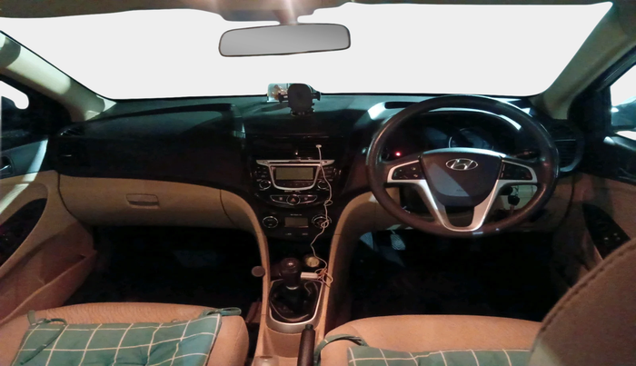 2011 Hyundai Verna FLUIDIC 1.6 VTVT, Petrol, Manual, 73,764 km, interior