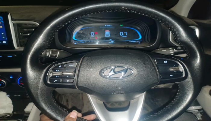 2023 Hyundai VENUE S(O) 1.2, Petrol, Manual, 30,880 km, interior