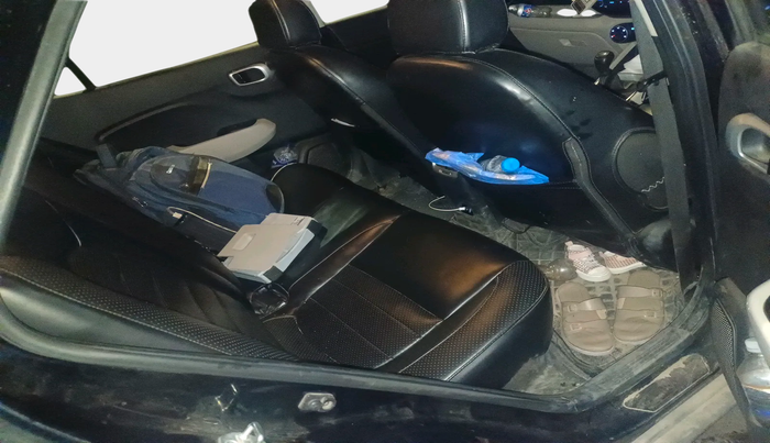 2023 Hyundai VENUE S(O) 1.2, Petrol, Manual, 30,880 km, interior