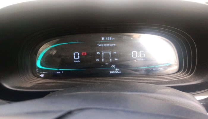 2023 Hyundai VENUE S(O) 1.2, Petrol, Manual, 30,880 km, interior