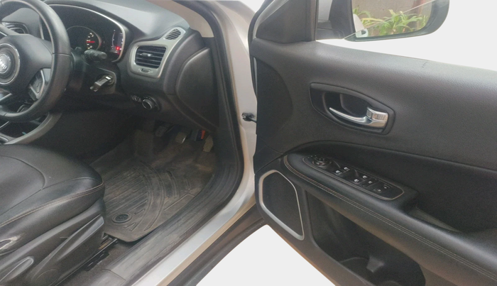 2019 Jeep Compass SPORT PLUS 2.0 DIESEL, Diesel, Manual, 1,09,364 km, interior