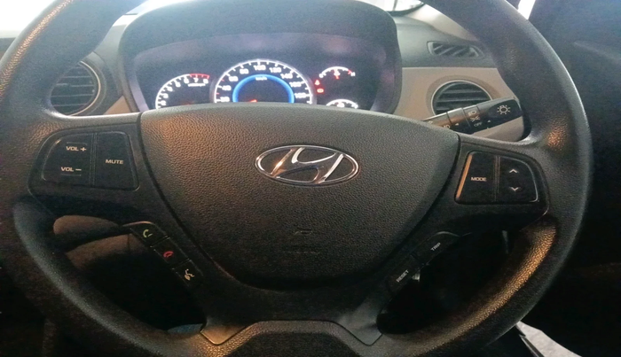 2018 Hyundai Grand i10 SPORTZ 1.2 KAPPA VTVT, Petrol, Manual, 38,026 km, interior