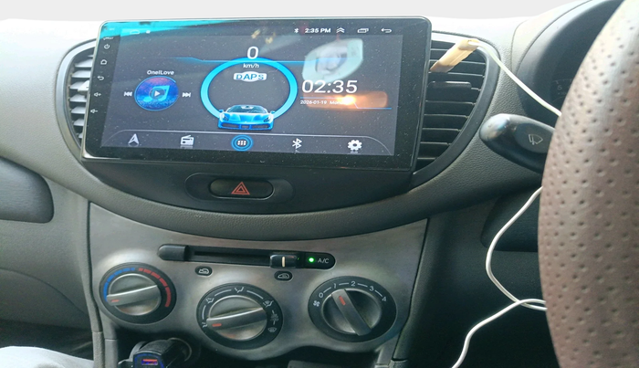 2011 Hyundai i10 MAGNA 1.2, Petrol, Manual, 1,30,034 km, interior