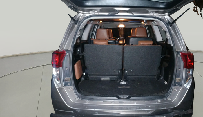 2017 Toyota Innova Crysta 2.7 ZX AT 7 STR, Petrol, Automatic, 50,322 km, exterior