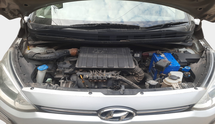2016 Hyundai Xcent S 1.2, Petrol, Manual, 1,19,870 km, exterior