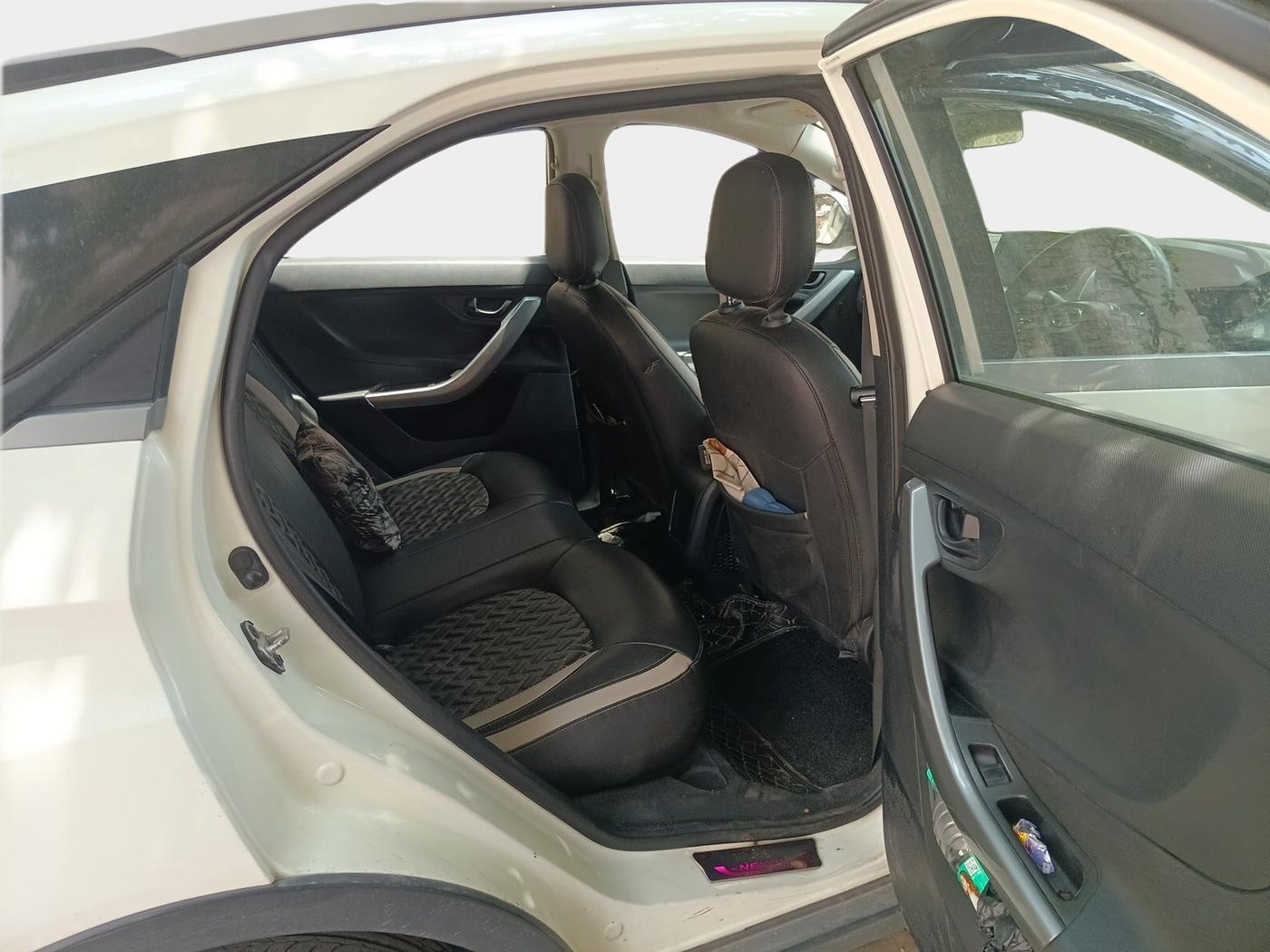 2020 Tata NEXON XM DIESEL, Diesel, Manual, 69,520 km, interior
