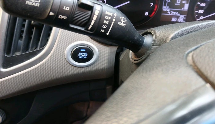 2016 Hyundai Creta SX PLUS 1.6 PETROL, Petrol, Manual, 80,135 km, interior