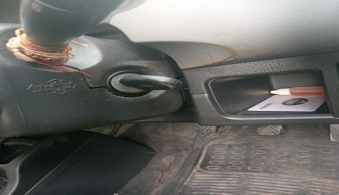 2011 Maruti Wagon R 1.0 LXI, Petrol, Manual, 2,85,080 km, interior