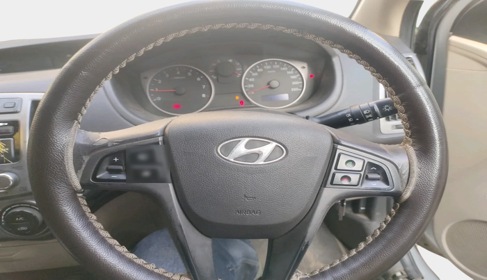 2013 Hyundai i20 SPORTZ 1.2, Petrol, Manual, 77,760 km, interior