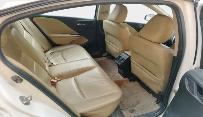 2015 Honda City 1.5L I-VTEC VX, Petrol, Manual, 1,09,721 km, interior